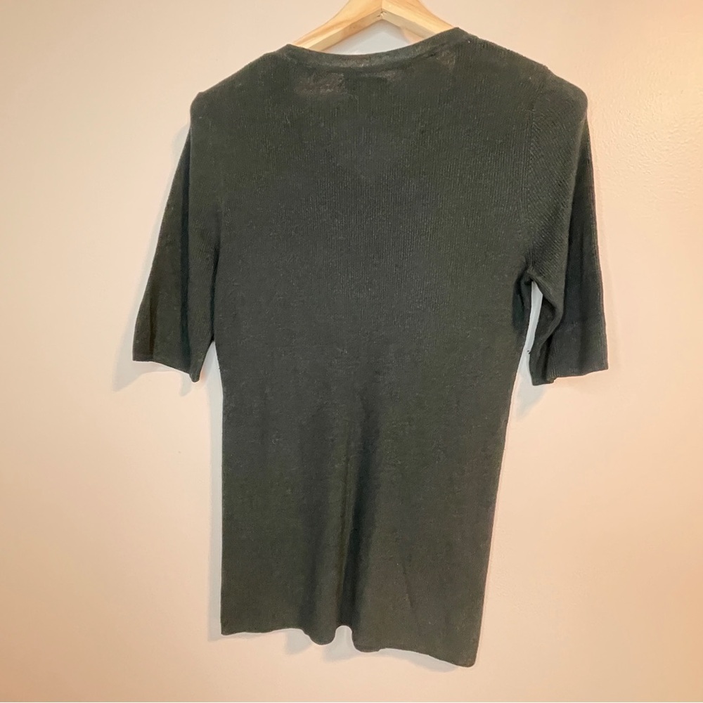 Tahari Women's V-Neck Cashmere blend Sweater - - Picture 2 of 6